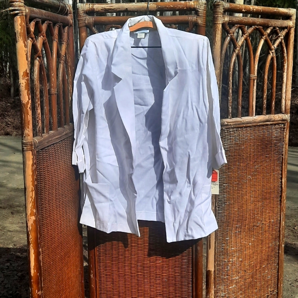 🆕️ Vintage 80s White Suit Coat